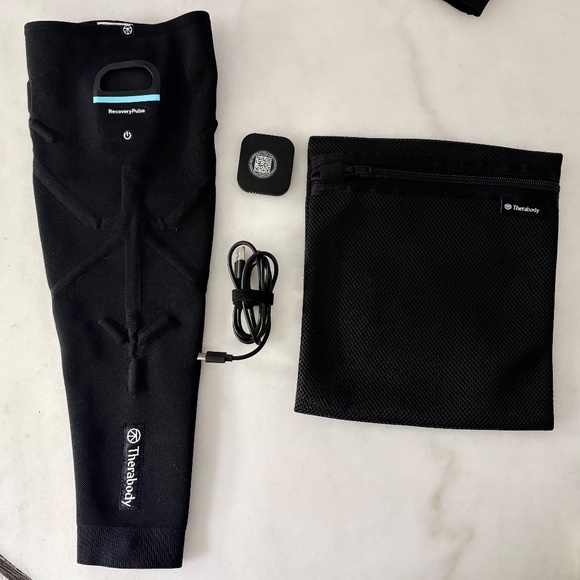 Therabody RecoveryPulse Arm + Calf - Size Large for both (like new) - Picture 3 of 4
